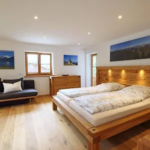 ferienwohnung-haus-hrth.com-bavaria.com/